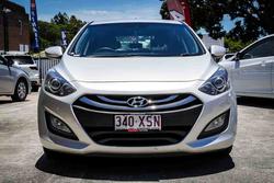 2015 HYUNDAI i30 PREMIUM 1.8 L.E.