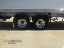 2014 Genuine 20 Pallet Bogie Pantech with Tailgate Loader