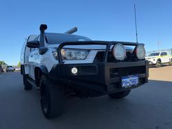 2024 Toyota Hilux SR White