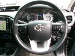 2020 Toyota Hilux 4x4 SR5