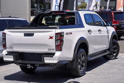 2025 Isuzu D-MAX X-TERRAIN