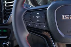 2025 Isuzu D-MAX X-TERRAIN