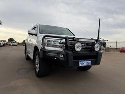 2020 Toyota LANDCRUISER GXL White