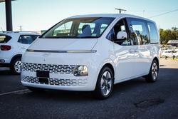 2025 Hyundai STARIA