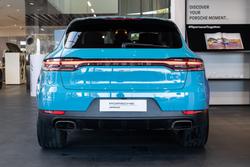 2021 Porsche
Macan