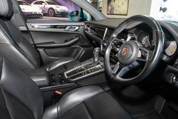 2021 Porsche
Macan