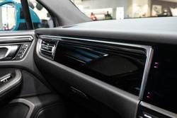 2021 Porsche
Macan