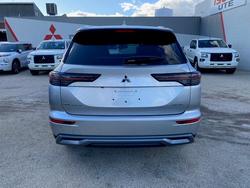 2025 MITSUBISHI
Outlander ASPIRE