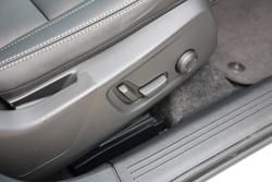 2025 Volvo XC40 Plus B4