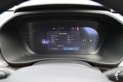 2025 Volvo XC40 Plus B4