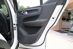 2025 Volvo XC40 Plus B4