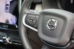 2025 Volvo XC40 Plus B4