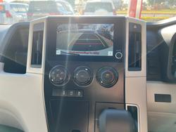 2025 Toyota Hiace Hiace Van LWB 2.8L T Diesel Automatic 9638690 006