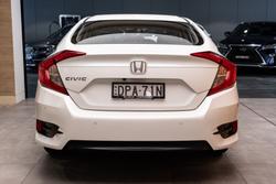2017 HONDA CIVIC VTi-S
