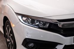 2017 HONDA CIVIC VTi-S
