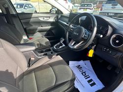 2022 Kia Cerato S BD MY22 CLEAR WHITE