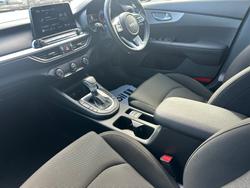 2022 Kia Cerato S BD MY22 CLEAR WHITE
