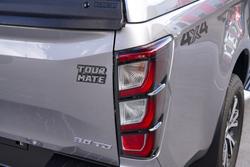 2024 Isuzu
                D-MAX LS-U+