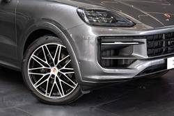 2025 Porsche Cayenne