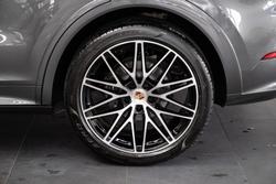 2025 Porsche Cayenne