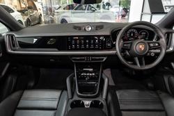 2025 Porsche Cayenne