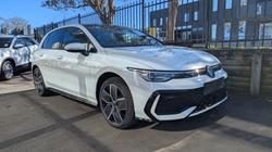 2026 VOLKSWAGEN Golf R-LINE
