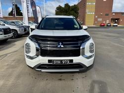 2025 MITSUBISHI Outlander LS