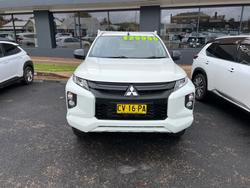 2020 MITSUBISHI TRITON GLX