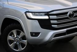 2023 TOYOTA LANDCRUISER LC300 SAHARA (4x4)