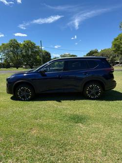 2025 NISSAN XTRAIL TI