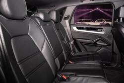 2023 Porsche Cayenne S E-Hybrid