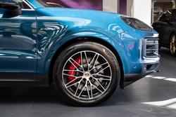 2023 Porsche Cayenne S E-Hybrid