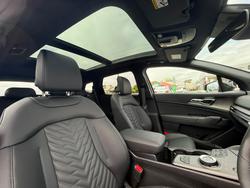 2025 Kia
Sportage HEV SX