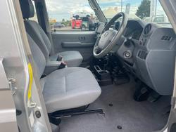 2014 TOYOTA LANDCRUISER GXL (4x4)