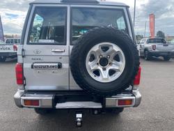 2014 TOYOTA LANDCRUISER GXL (4x4)