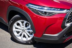 2024 Toyota Corolla Cross Hybrid GXL