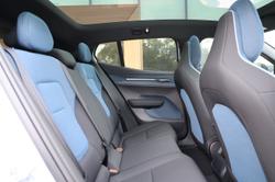 2026 Volvo EX30 Cross Country