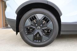 2026 Volvo EX30 Cross Country