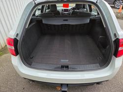 2017 Holden Commodore SV6 VF Series II MY17 WHITE