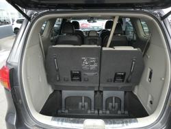 2015 Kia Carnival Platinum