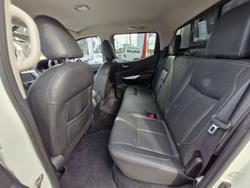 2019 NISSAN
NAVARA ST-X (4x4) (LEATHER TRIM) 7 SP AUTOMATIC DUAL CAB P/UP DT4