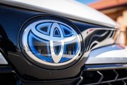 2025 Toyota COROLLA SX