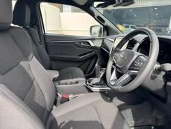 2025 ISUZU D-MAX LS-U