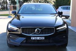 2024 Volvo
V60 Cross Country Ultra B5 Bright