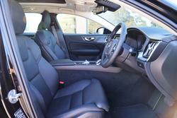2024 Volvo
V60 Cross Country Ultra B5 Bright