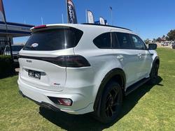2025 Isuzu MU-X X-TERRAIN MY25 MOONSTONE WHITE