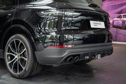 2022 Porsche Cayenne Platinum Edition