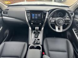 2024 MITSUBISHI Pajero Sport GLS