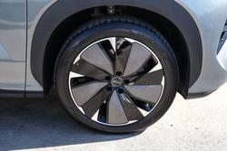 2025 BYD SEALION 8 Premium AWD