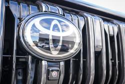 2025 Toyota PRADO Kakadu